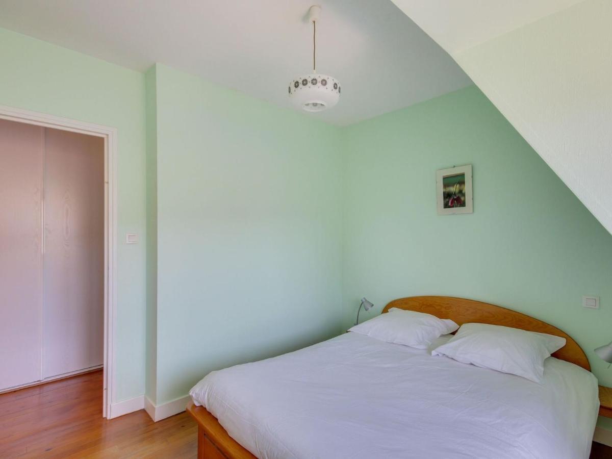 Beautiful Villa In The Parc Des Volcans D Auvergne วิค-ซูร์-แซร์ ภายนอก รูปภาพ