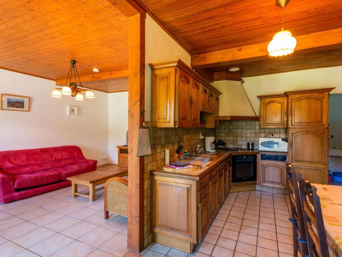 Beautiful Villa In The Parc Des Volcans D Auvergne วิค-ซูร์-แซร์ ภายนอก รูปภาพ